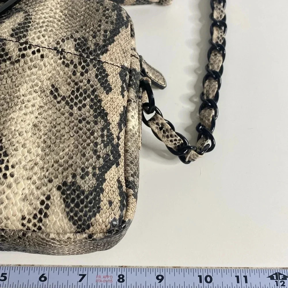 KELLY WYNNE Snake Embossed Leather Camera Bag - Picture 7 of 9